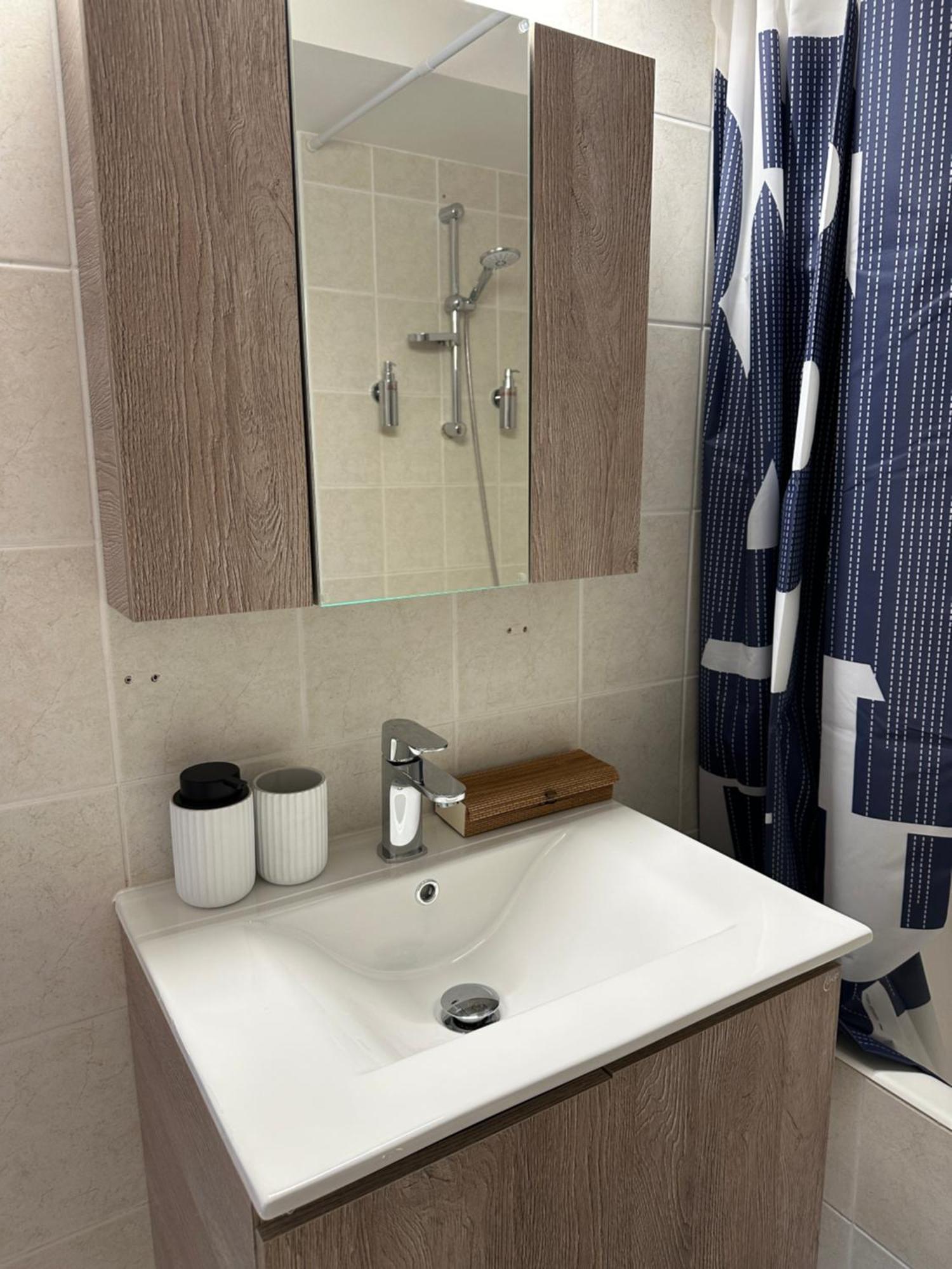 H&O Golden Sun Suite Paphos ภายนอก รูปภาพ